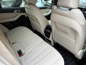 BMW X5 thumbnail
