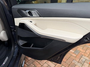BMW X5 thumbnail