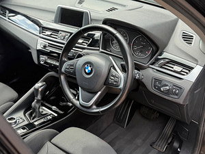 BMW X1 thumbnail