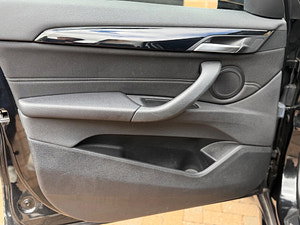 BMW X1 thumbnail