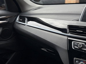 BMW X1 thumbnail