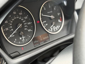 BMW X1 thumbnail
