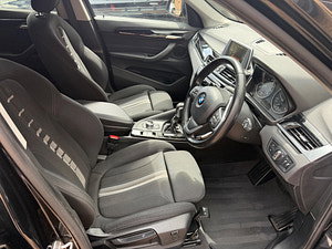 BMW X1 thumbnail