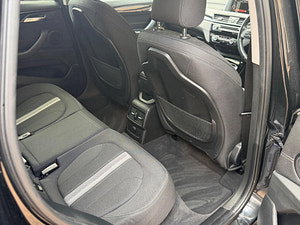 BMW X1 thumbnail