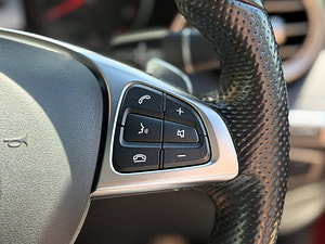 Mercedes-Benz GLC thumbnail