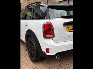 MINI Countryman thumbnail