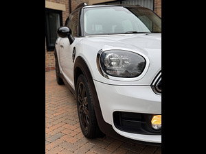 MINI Countryman thumbnail