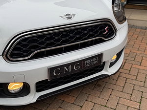 MINI Countryman thumbnail