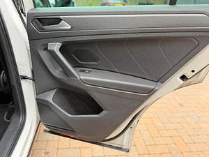 Volkswagen Tiguan thumbnail