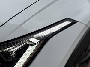 Volkswagen Tiguan thumbnail