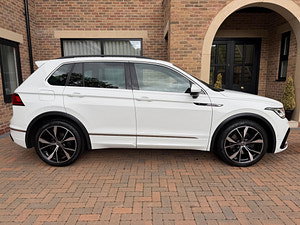 Volkswagen Tiguan thumbnail