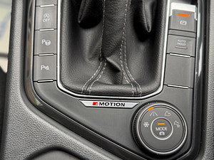 Volkswagen Tiguan thumbnail