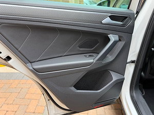 Volkswagen Tiguan thumbnail