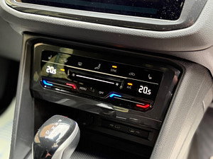 Volkswagen Tiguan thumbnail