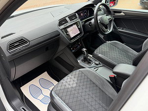 Volkswagen Tiguan thumbnail