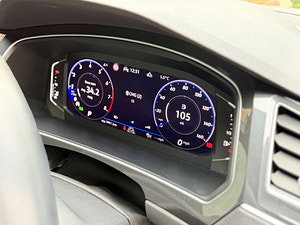 Volkswagen Tiguan thumbnail