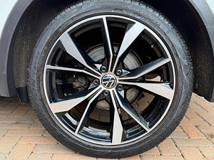 Volkswagen Tiguan thumbnail