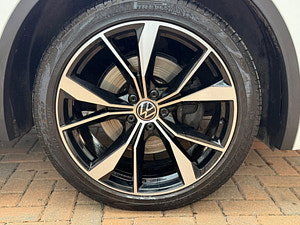 Volkswagen Tiguan thumbnail