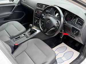 Volkswagen Golf thumbnail