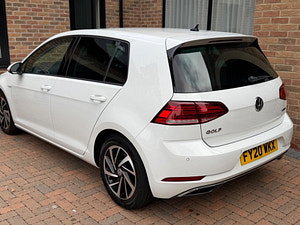Volkswagen Golf thumbnail