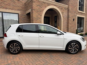 Volkswagen Golf thumbnail
