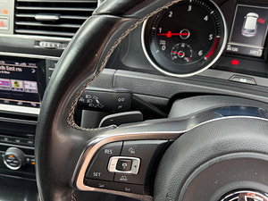 Volkswagen Golf thumbnail