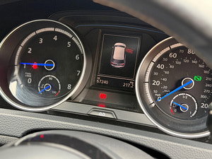 Volkswagen Golf thumbnail