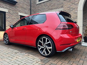 Volkswagen Golf thumbnail