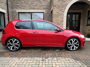 Volkswagen Golf thumbnail