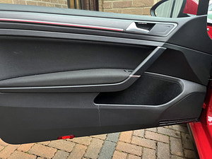 Volkswagen Golf thumbnail