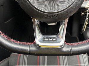 Volkswagen Golf thumbnail