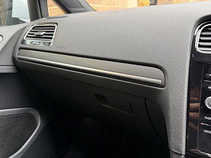 Volkswagen Golf thumbnail