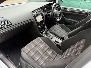 Volkswagen Golf thumbnail