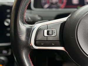 Volkswagen Golf thumbnail