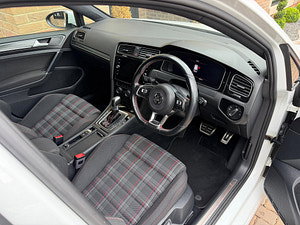 Volkswagen Golf thumbnail
