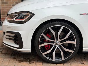 Volkswagen Golf thumbnail