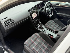 Volkswagen Golf thumbnail