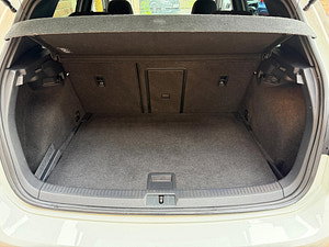 Volkswagen Golf thumbnail