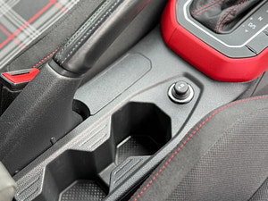 Volkswagen Polo thumbnail