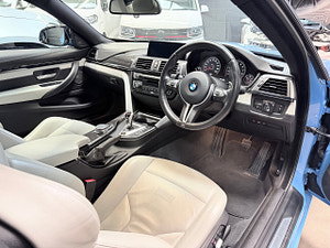 BMW M4 thumbnail