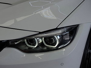 BMW M4 thumbnail