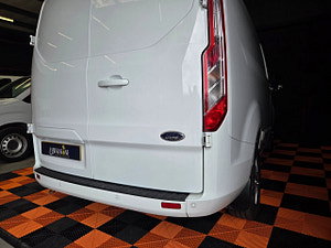 Ford Transit Custom thumbnail