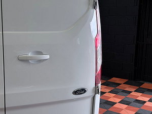 Ford Transit Custom thumbnail