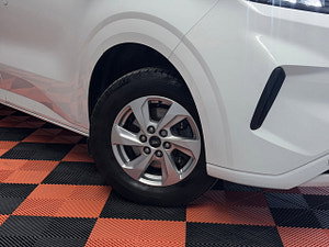 Ford Transit Custom thumbnail