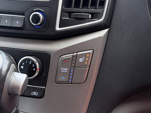 Hyundai I800 thumbnail