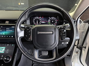 Land Rover Range Rover Evoque thumbnail