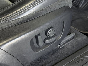 Land Rover Range Rover Evoque thumbnail