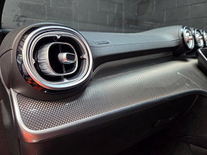 Mercedes-Benz C Class thumbnail