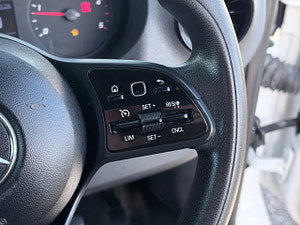 Mercedes-Benz Sprinter thumbnail
