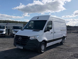 Mercedes-Benz Sprinter thumbnail